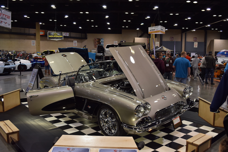 Illustration for article titled O'Reilly's World of Wheels - A Trip to the SEMA of the South